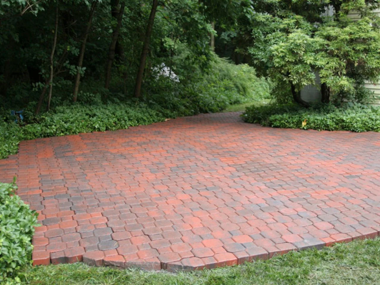 Brick, stone and interlock patio cleaning in Halifax HRM