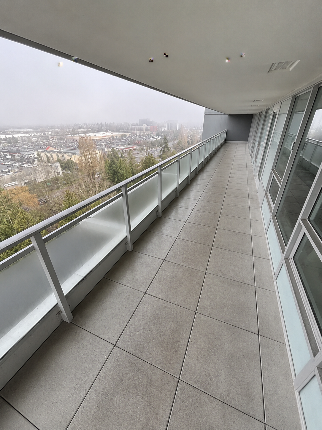 Yellow Wash contained water recovery balcony cleaning system